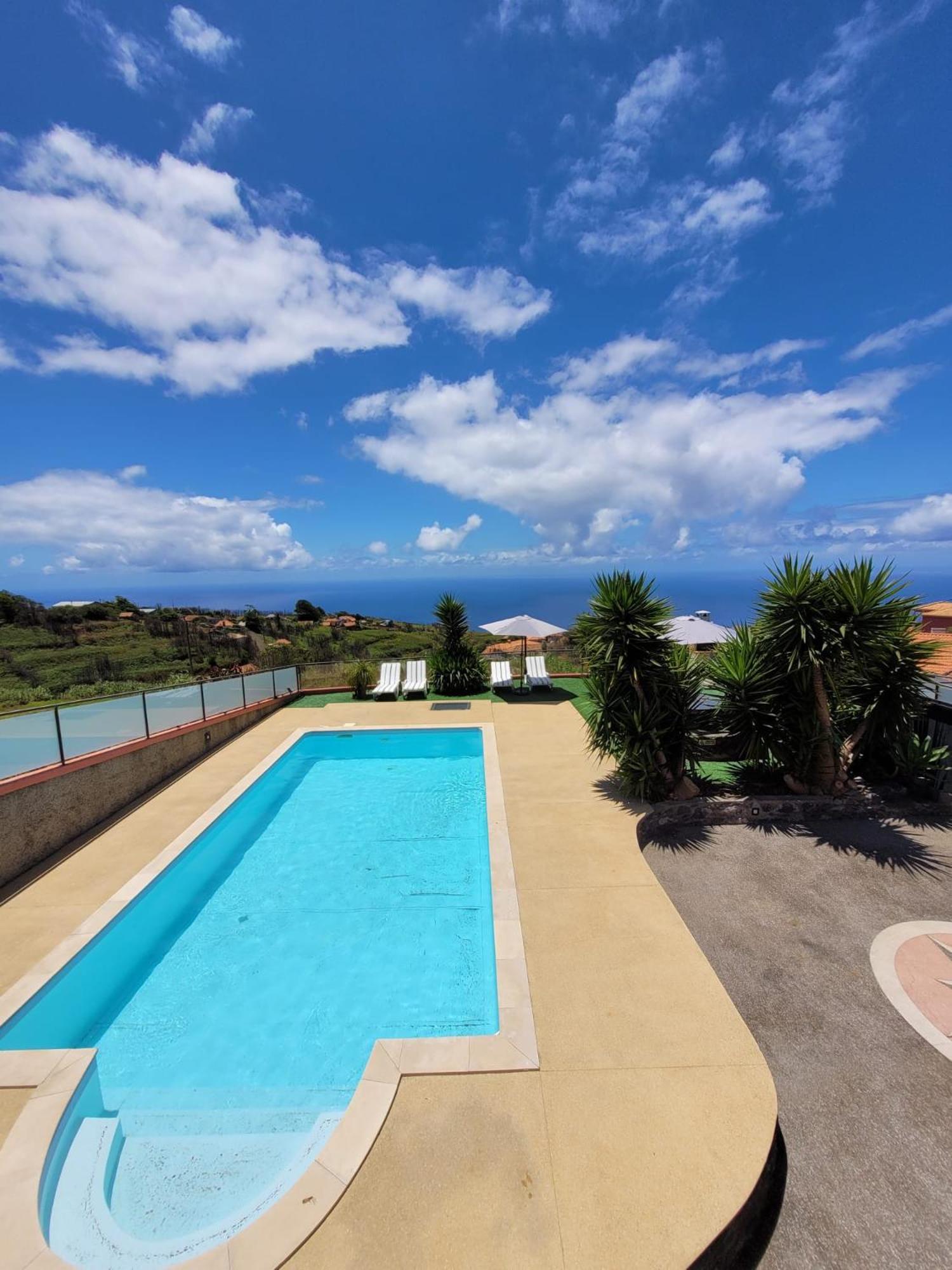 Sunset Paradise Villa With Heated Pool Кальета Экстерьер фото